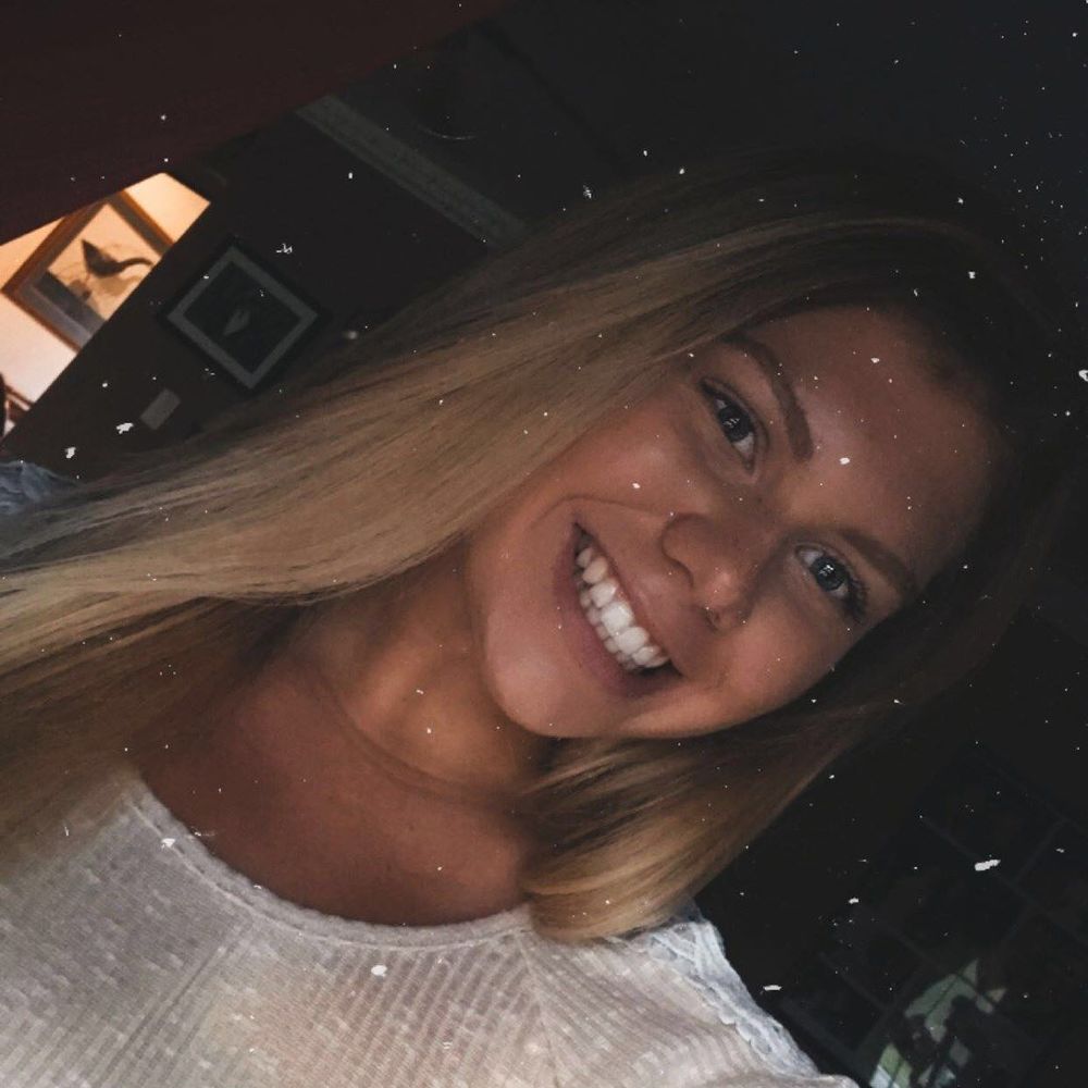 Meet your Posher, Kaitlyn